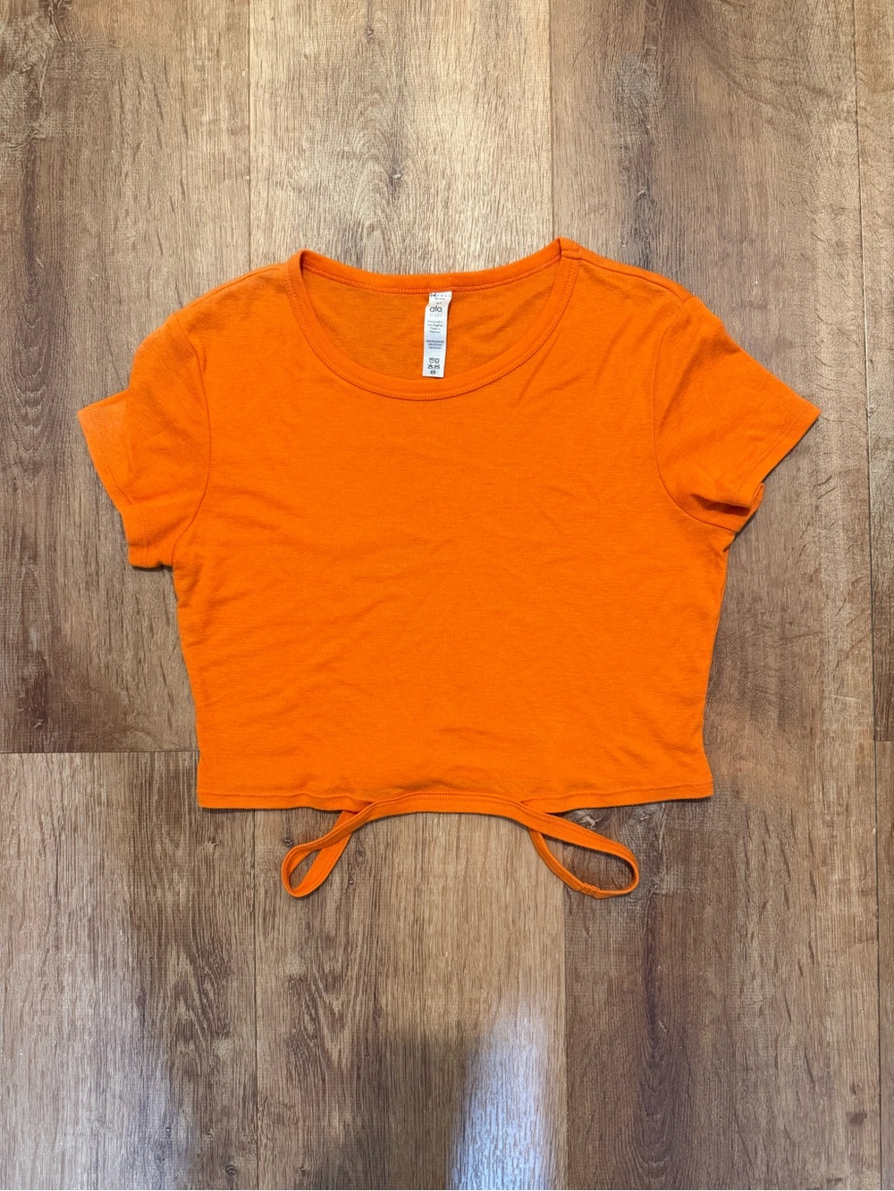 ALO Yoga Orange Crop Top Medium